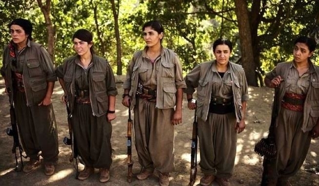 Yakalanan PKK'lıların Üzerinden Çıkan Fotoğraflar 30