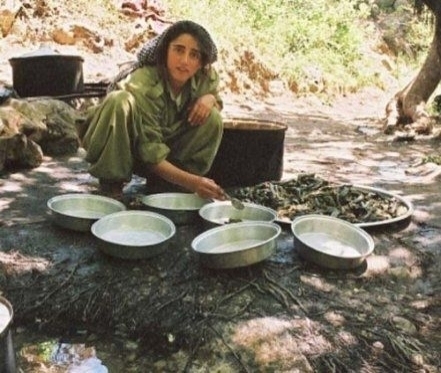 Yakalanan PKK'lıların Üzerinden Çıkan Fotoğraflar 31