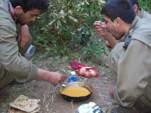 Yakalanan PKK'lıların Üzerinden Çıkan Fotoğraflar 7