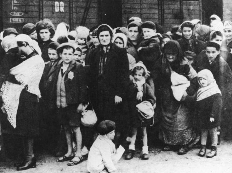 Nazilerin Takibe Aldığı 11 Milyon Yahudi'nin Ülkelere Göre Dağılışı 1