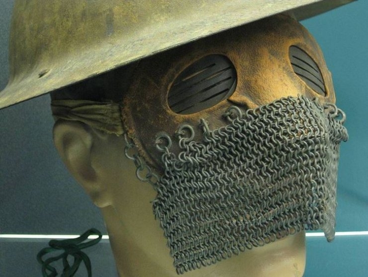 Tarihte Kullanılmış En Ürkütücü Yüz Maskeleri 8
