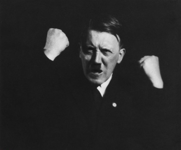 Almanya'da Adolf Hitler'in Özel Fotoğraf Albümü Yayımlandı 6