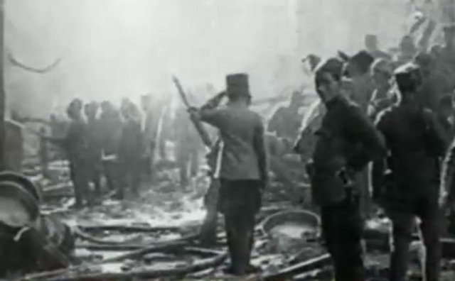 1922 İzmir Yangını ve Yunanlıların İzmir'den Kaçışı 19