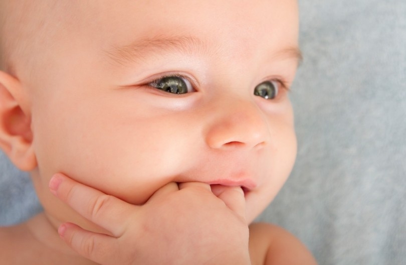 Diş Çıkaran Bebek Nasıl Sakinleştirilir? 4