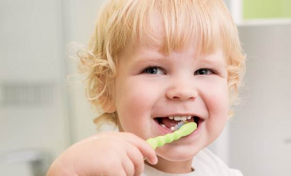 Bebeklerde Diş Bakımı Nasıl Olmalıdır? 6