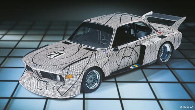 BMW Yarış Arabalarını Tuvale Dönüştürme Akımı 2
