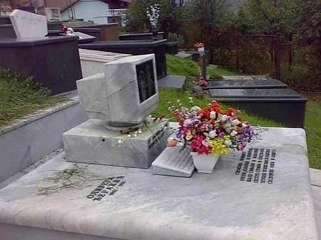 Dünyanın En İlginç Mezar Taşları 4