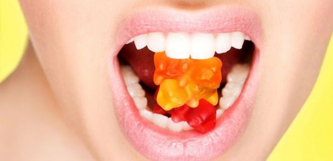 Dişlere Zarar Veren Yiyecekler