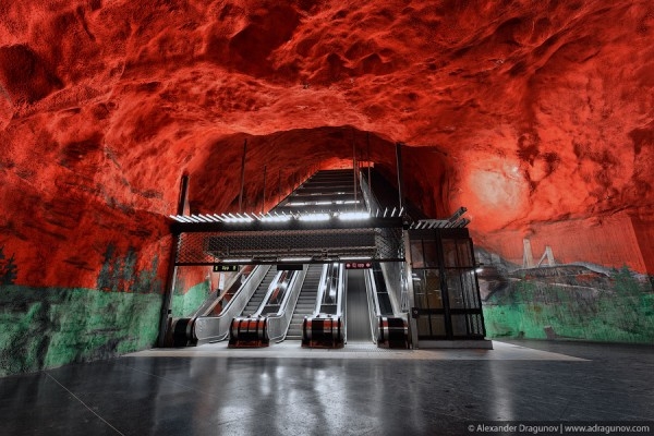 Dünyanın En İlginç Metro İstasyonları 13