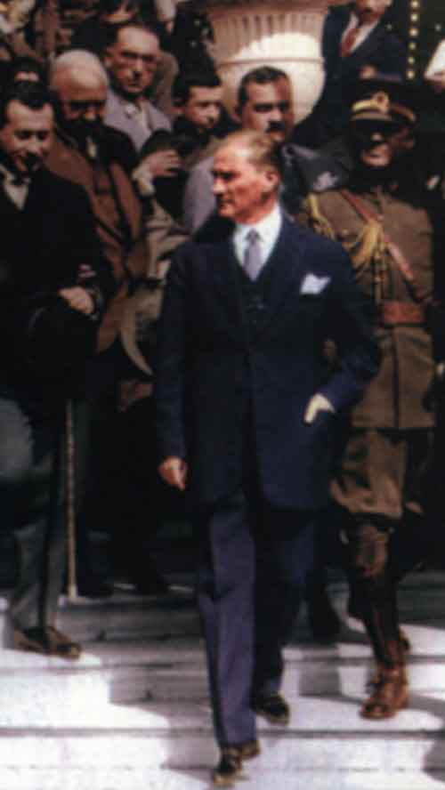 Renklendirilmiş Atatürk Fotoğrafları Çok Özel Resimler 11