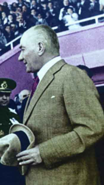 Renklendirilmiş Atatürk Fotoğrafları Çok Özel Resimler 45