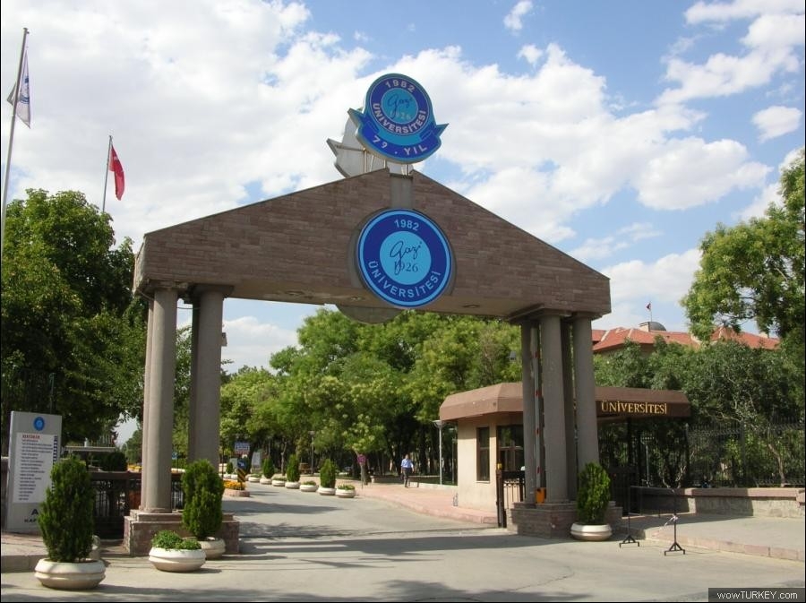 Türkiye'nin En İyi 10 Üniversitesi 10