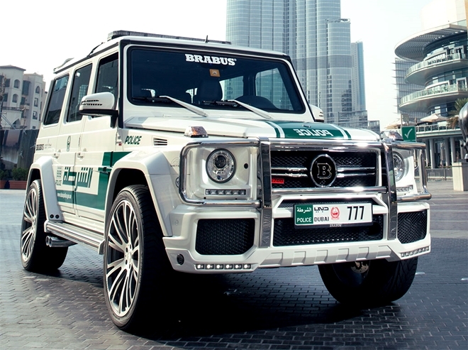 Dubai Polisinin Süper Lüks Arabaları 5
