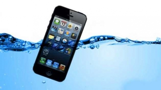 Suya Düşen Telefon Nasıl Kurtarılır? 5
