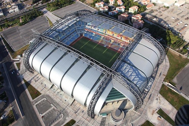 Türkiye'nin En Büyük Stadyumları 11