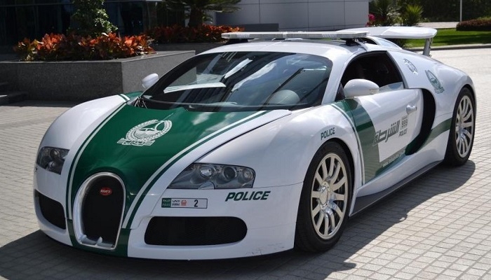 Dubai'nin Polis Arabaları 10