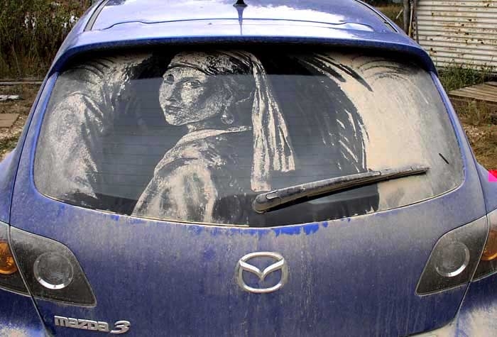 Tozlu Araba Camlarından Bir Sanat Doğuyor 14