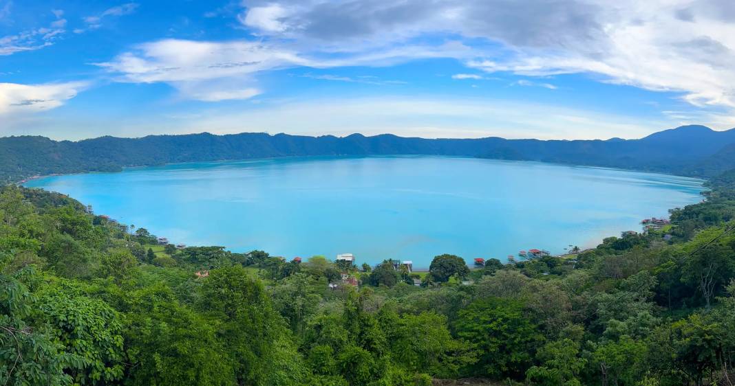 Dünyanın En Güzel Volkanik Gölleri 11