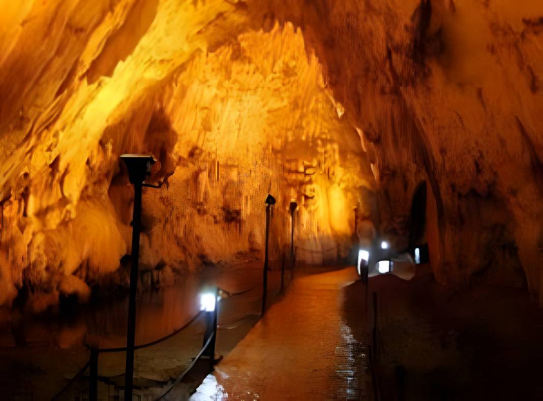 Türkiye'nin En Büyük Mağaraları: Uzun ve En Derin Mağaralar 10