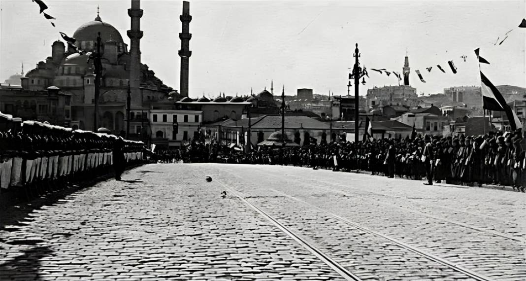 İstanbul'un İşgal Yılları | Resimler ve Olay Örgüleri 24