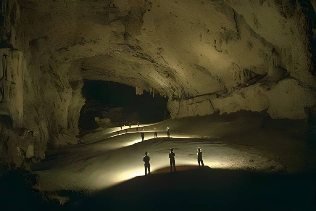 Türkiye'nin En Büyük Mağaraları: Uzun ve En Derin Mağaralar 9