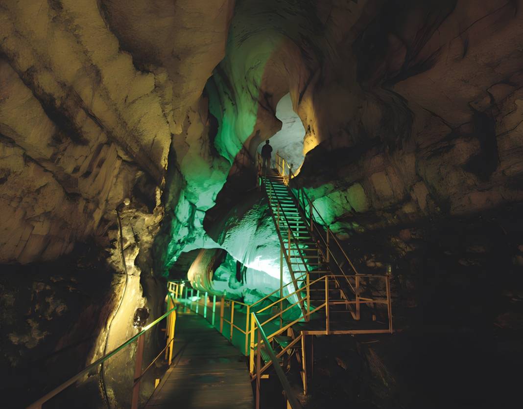 Türkiye'nin En Büyük Mağaraları: Uzun ve En Derin Mağaralar 1