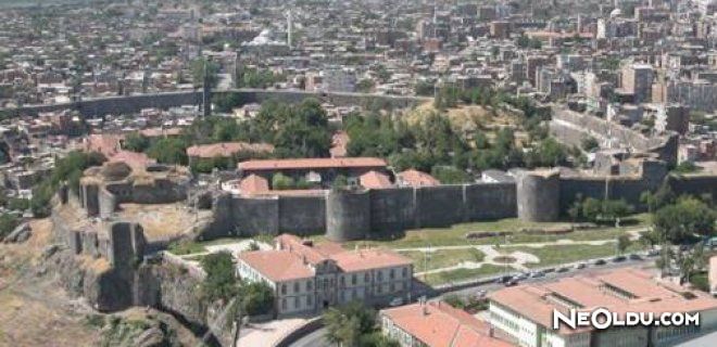 Diyarbakır'da Gezilip Görülmesi Gereken Yerler