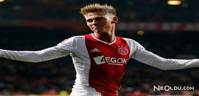 Viktor Fischer Kimdir