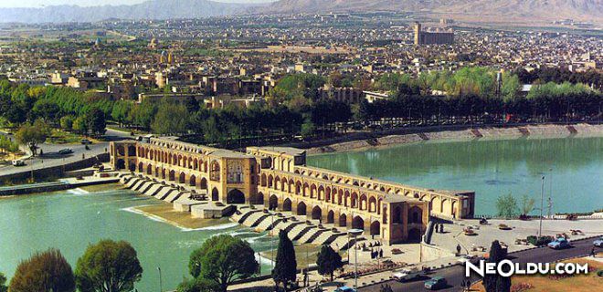 İsfahan'da Gezilip Görülmesi Gereken Yerler