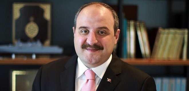 Mustafa Varank Kimdir?