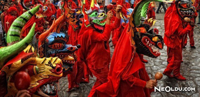 Şeytan Dansçılar (Los Diablos Danzantes)