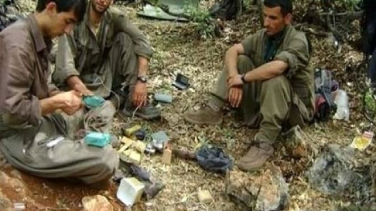 Yakalanan PKK'lıların Üzerinden Çıkan Fotoğraflar