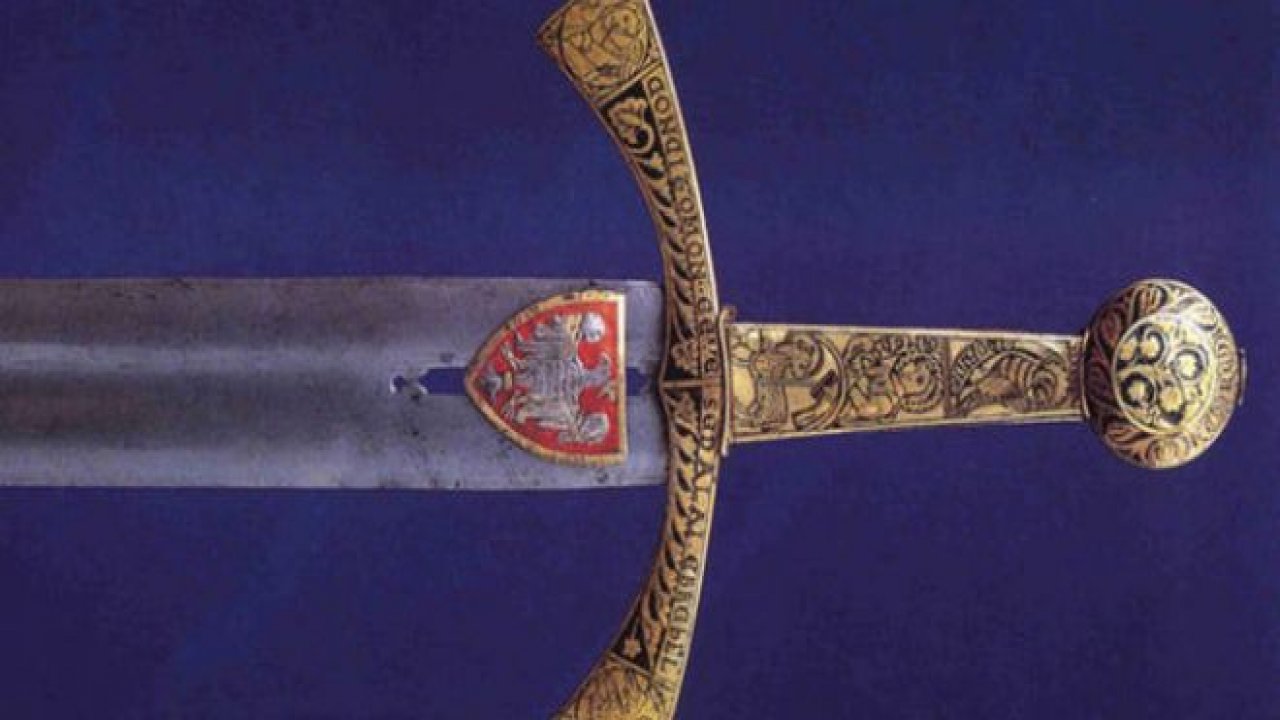 Tarihte Önemli Yerleri Olan Kılıçlar