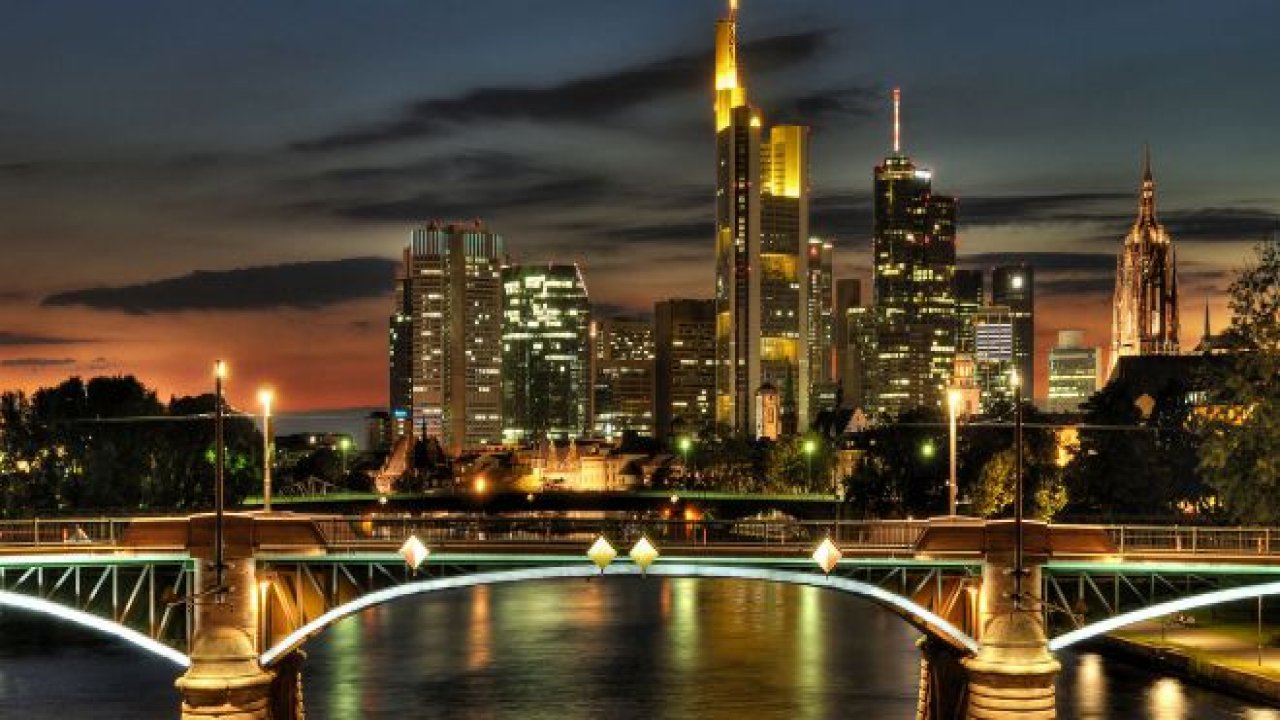 Frankfurt'ta Gezip Görmeniz Gereken Yerler