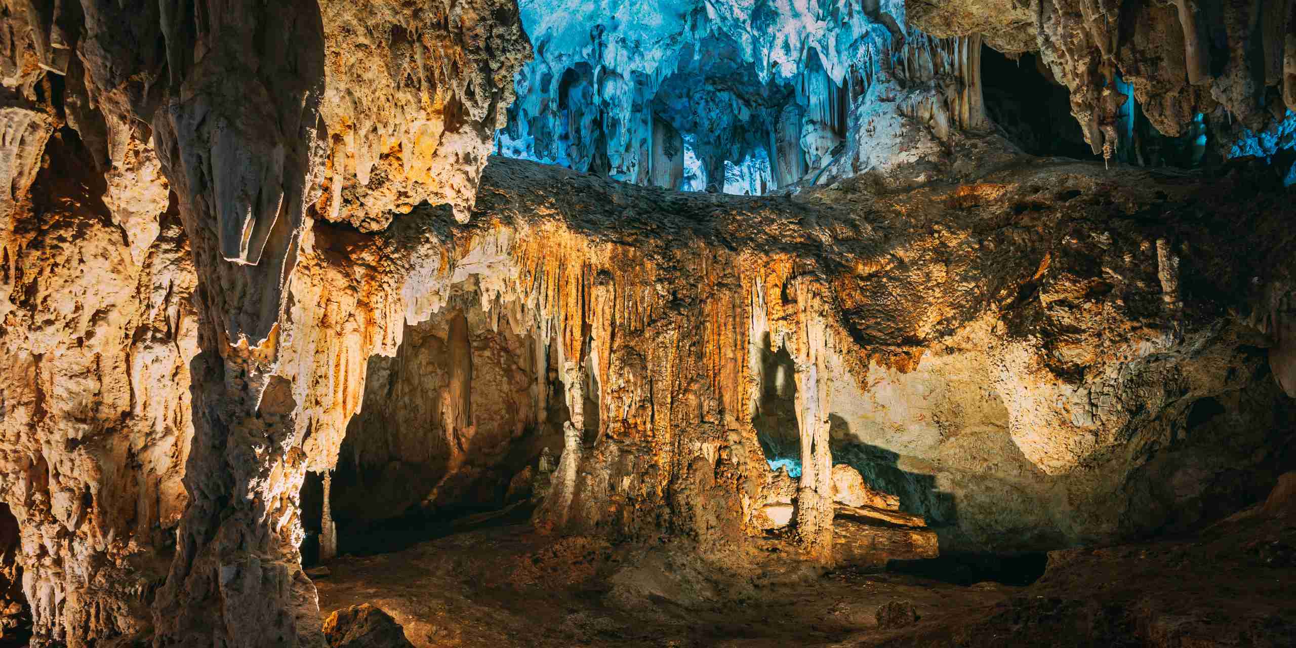 Dünyanın En Büyüleyici ve Görkemli Mağaraları ve Özellikleri