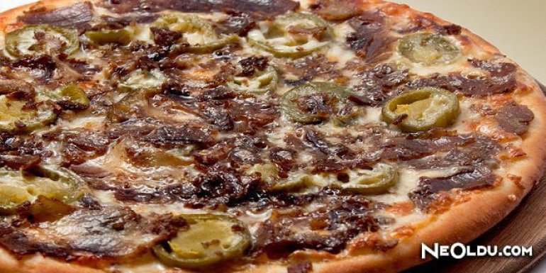 Kavurmalı Pizza Tarifi