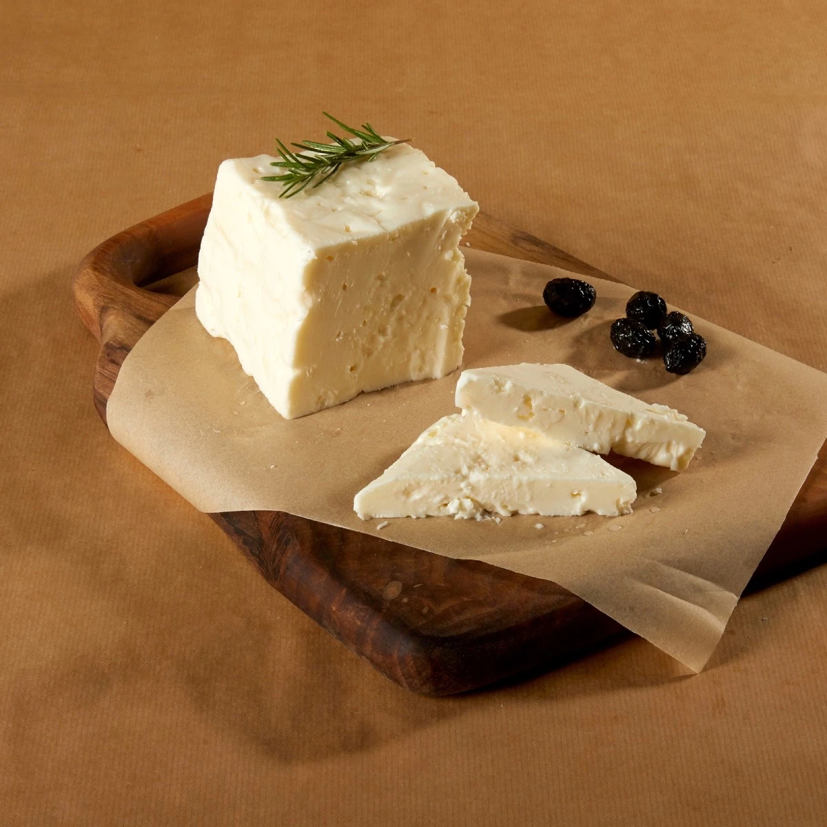 Ruh Halinizi İyileştirecek 10 Serotonin Artırıcı Besin Peynir