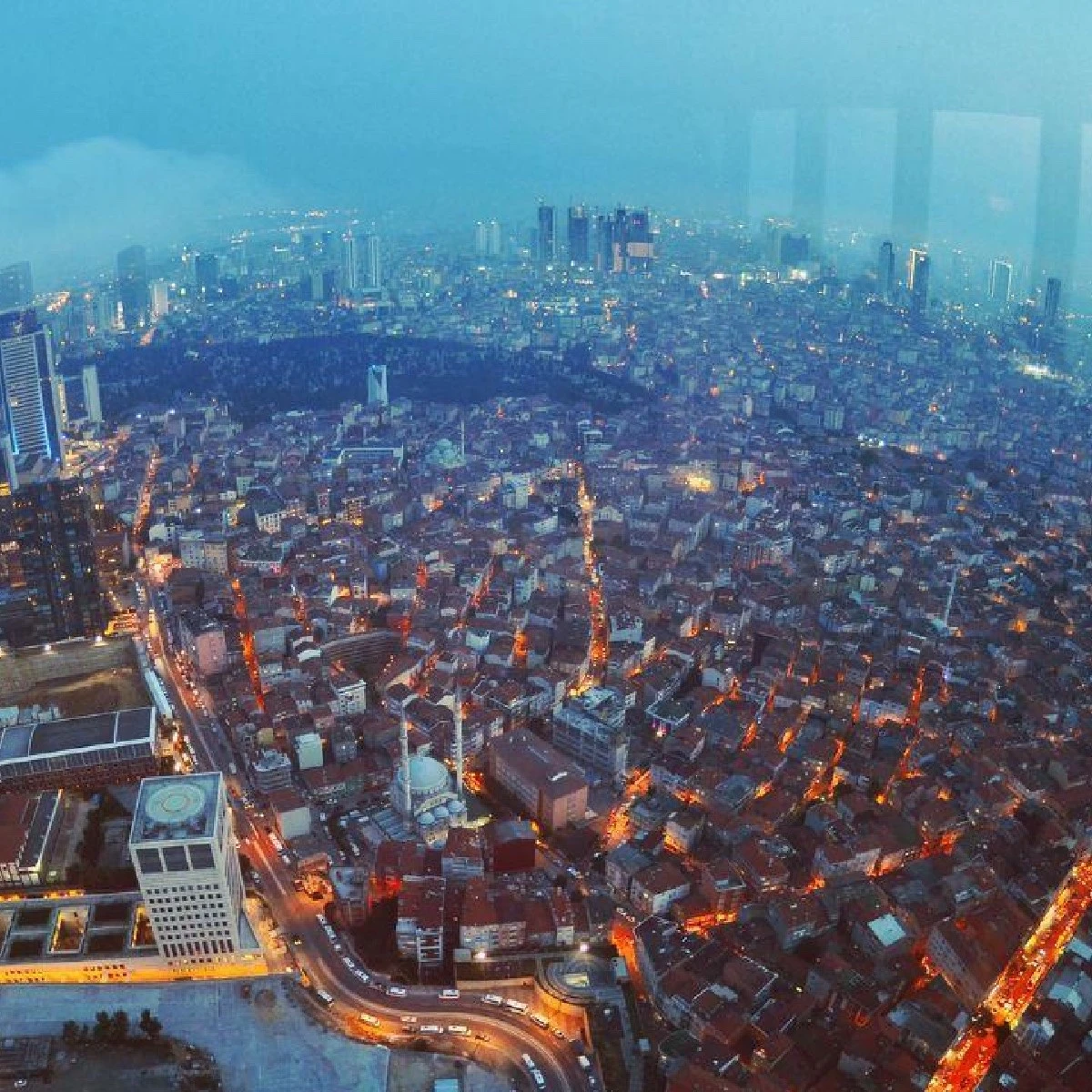 Türkiye'nin Manzarasıyla Büyüleyen 10 En İyi Cam Seyir Terası Sapphire Seyir Terası - İstanbul