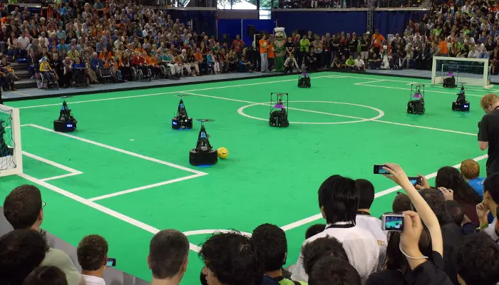 Robotik futbol maçı